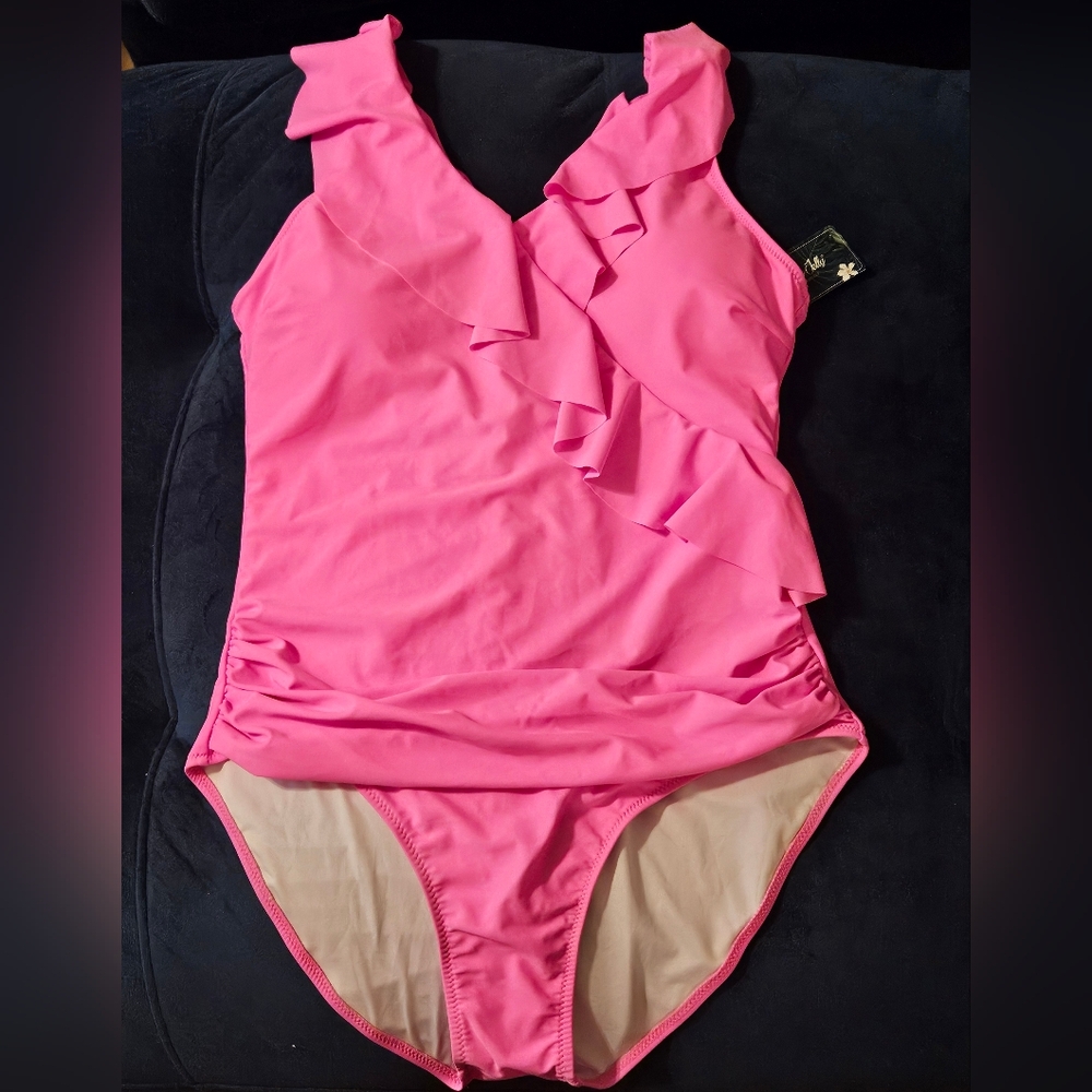 🎁Pink Ruffled One-Piece Swimsuit XL, NWT